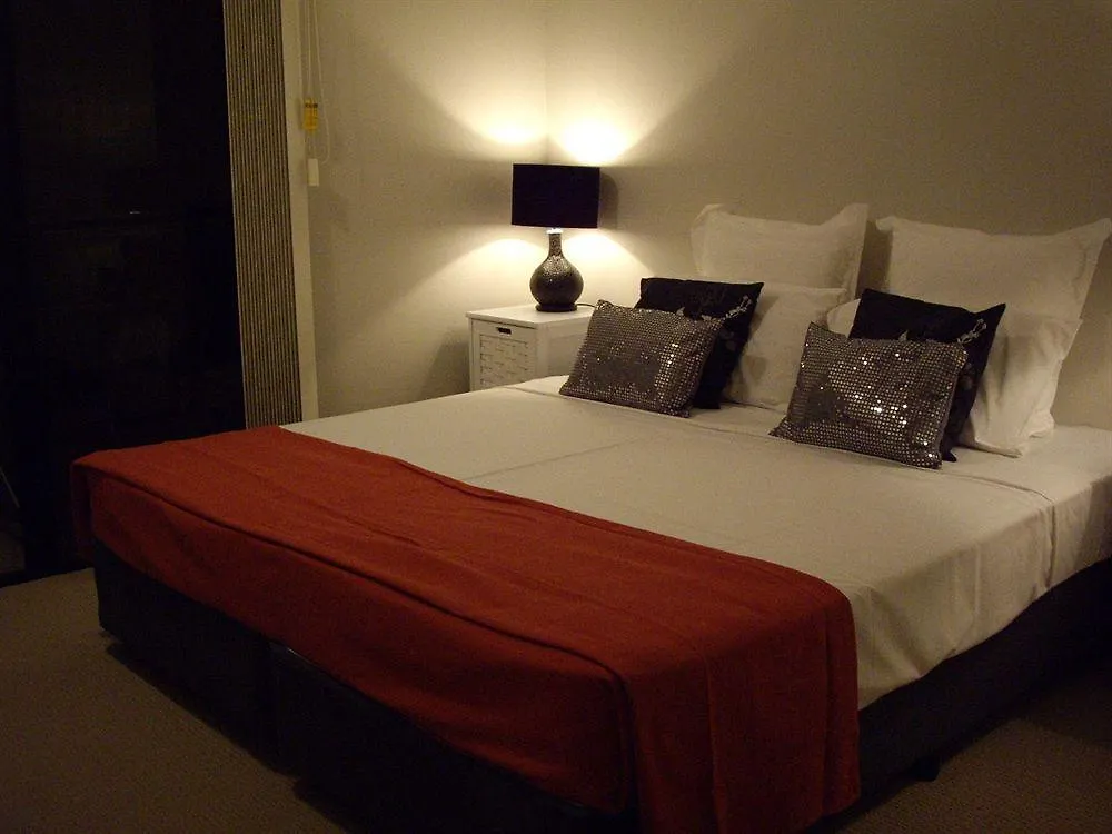 Aparthotel Edge Apartments Cairns