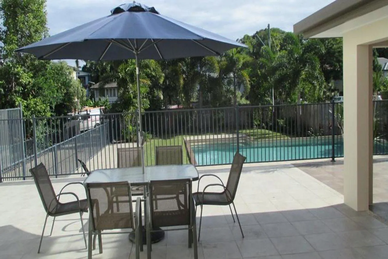 Edge Apartments Cairns Aparthotel